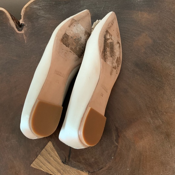 Badgley Mischka satin wedding flats - Picture 4 of 4